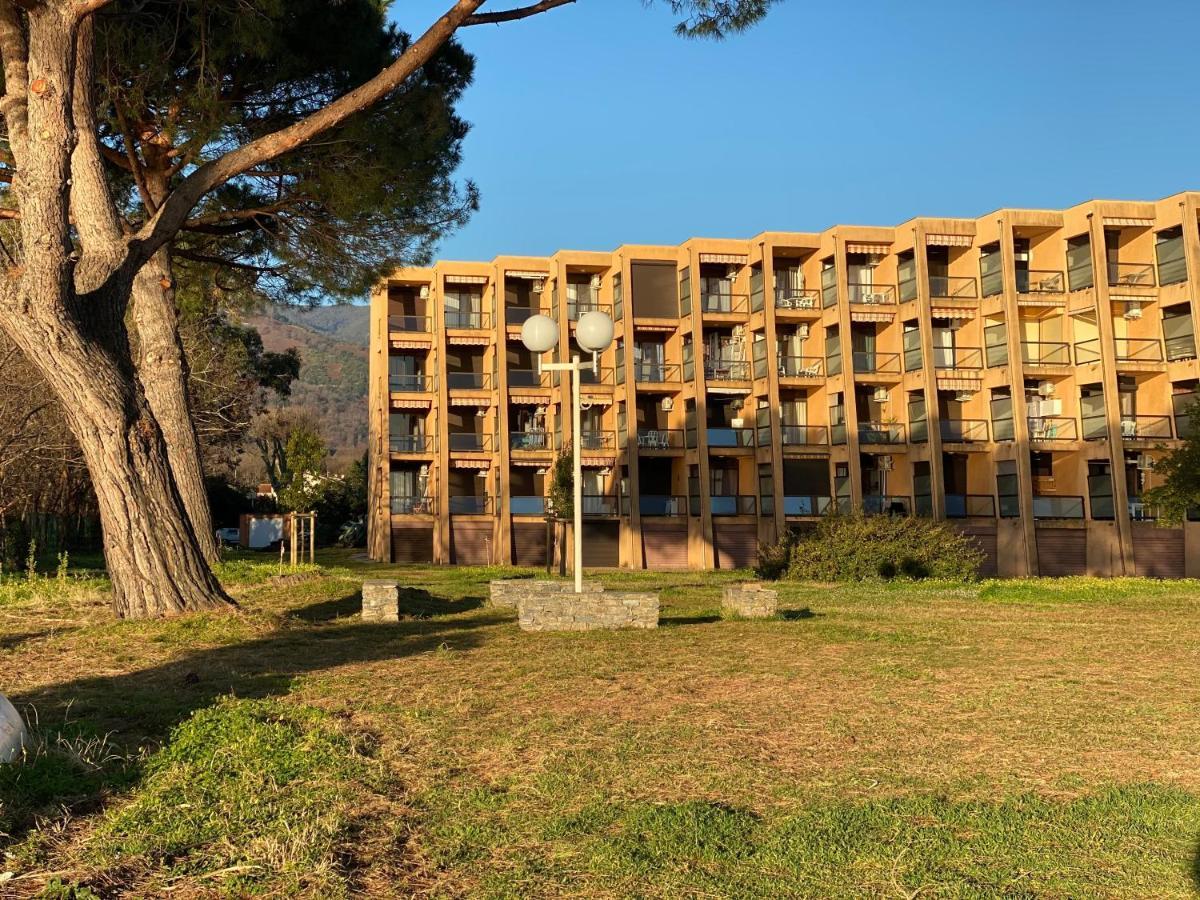 Residence Santa Lucia, Studio Avec Piscine , Vue Mer Et Pied Dans L'Eau , Moriani-Plage المظهر الخارجي الصورة